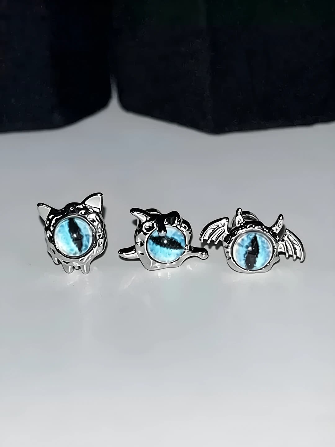 316L titanium steel ear studs, cat's eye and wings design, for Halloween