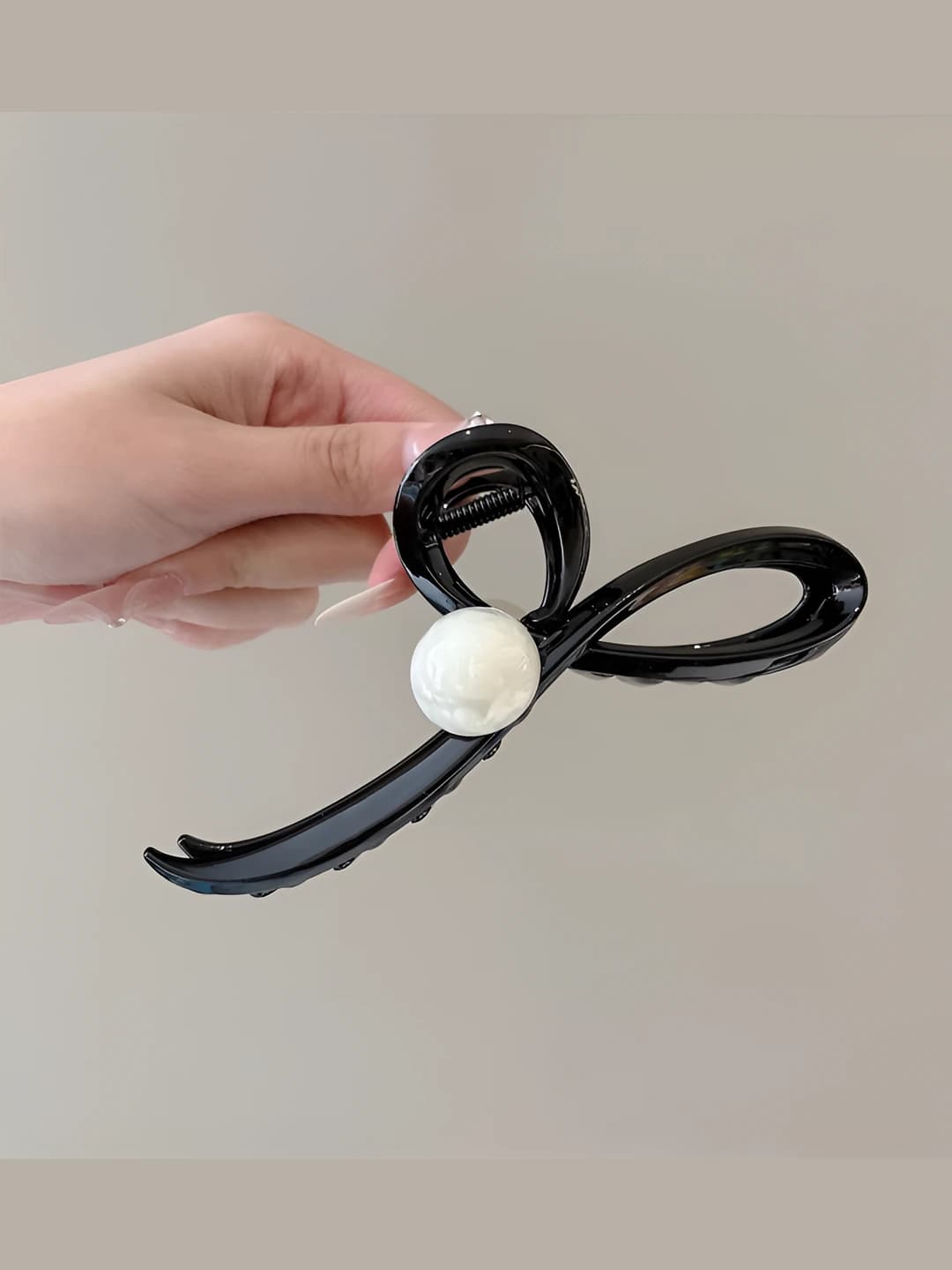 Glossy black, 13 cm