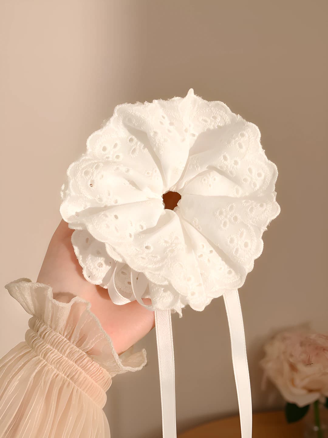 5# white drawstring scrunchie small - 21*14 cm
