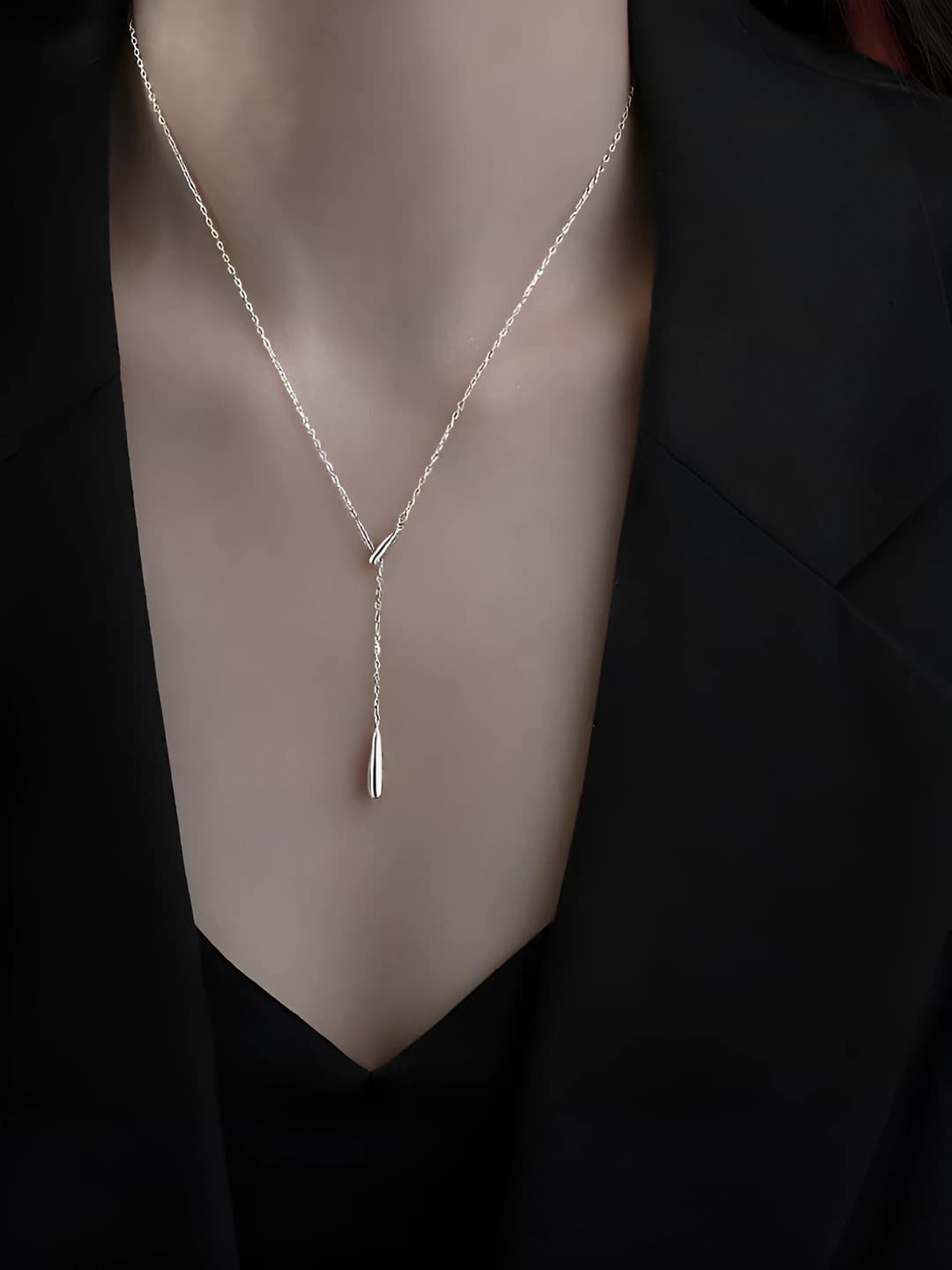 Silver-white - drawstring teardrop