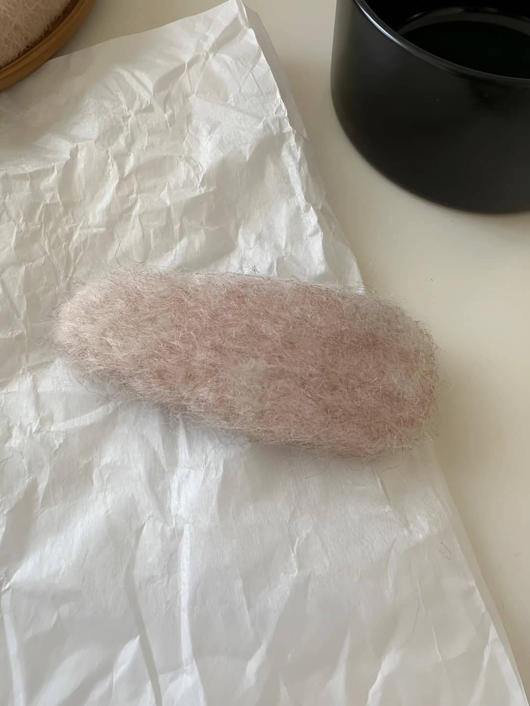 Розовый
