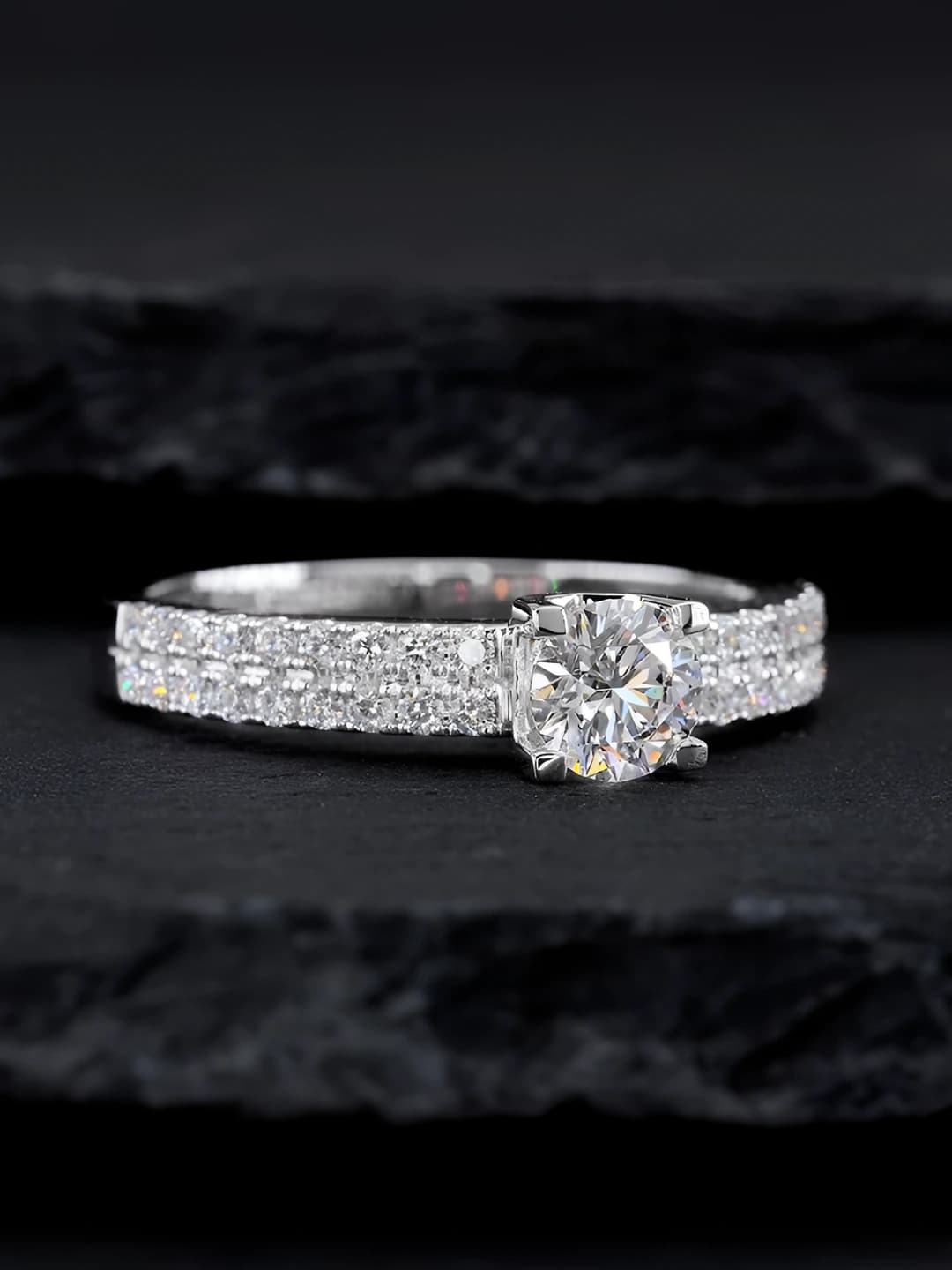 Women's ring with zircon, geometric shape, Euro-American style, for work and leisure