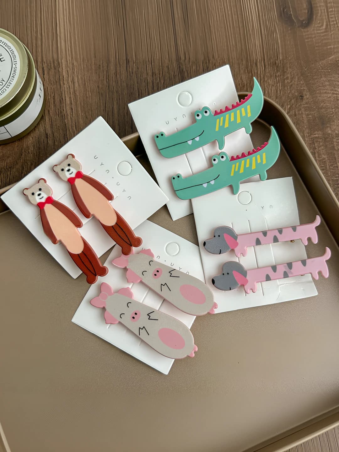 Women's cartoon animal hair clips: acrylic, handmade, Korean style, fresh and sweet design element