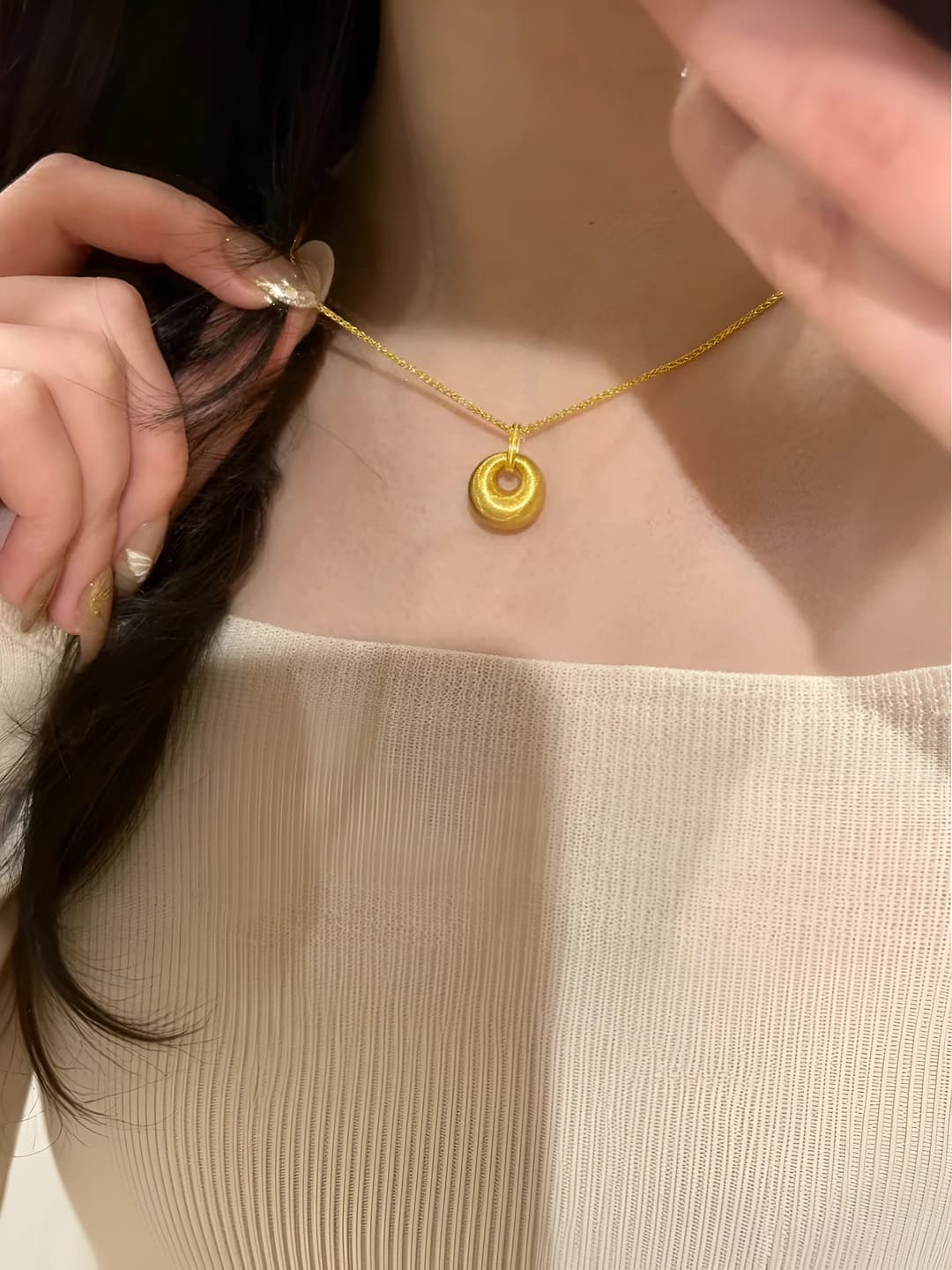 Ayollar uchun geometrik dizaynli, 31-40 sm uzunlikdagi, 10 g og'irlikdagi, kundalik qo'llanish uchun, yangi xitoy uslubidagi, yengil hashamatli, qadimiy uslubdagi oltin rangli, chiziq elementli, oddiy zanjirli, bitta qatlamli, qotishma metalldan