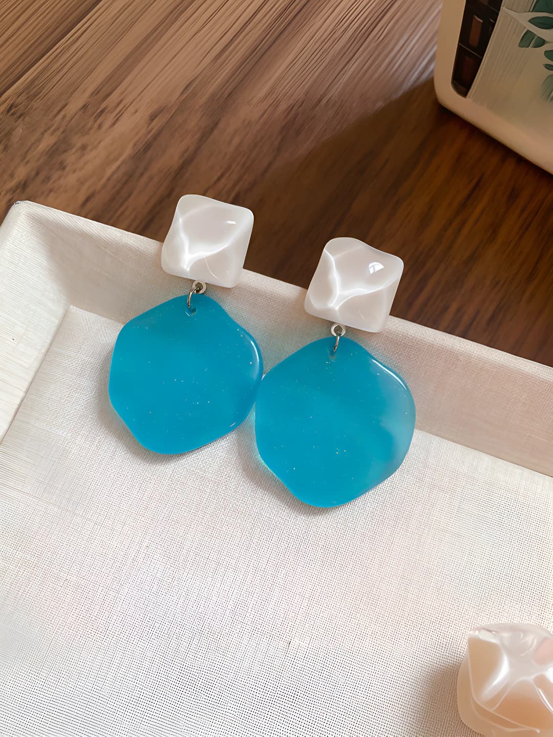 30# - Silver - White - Blue