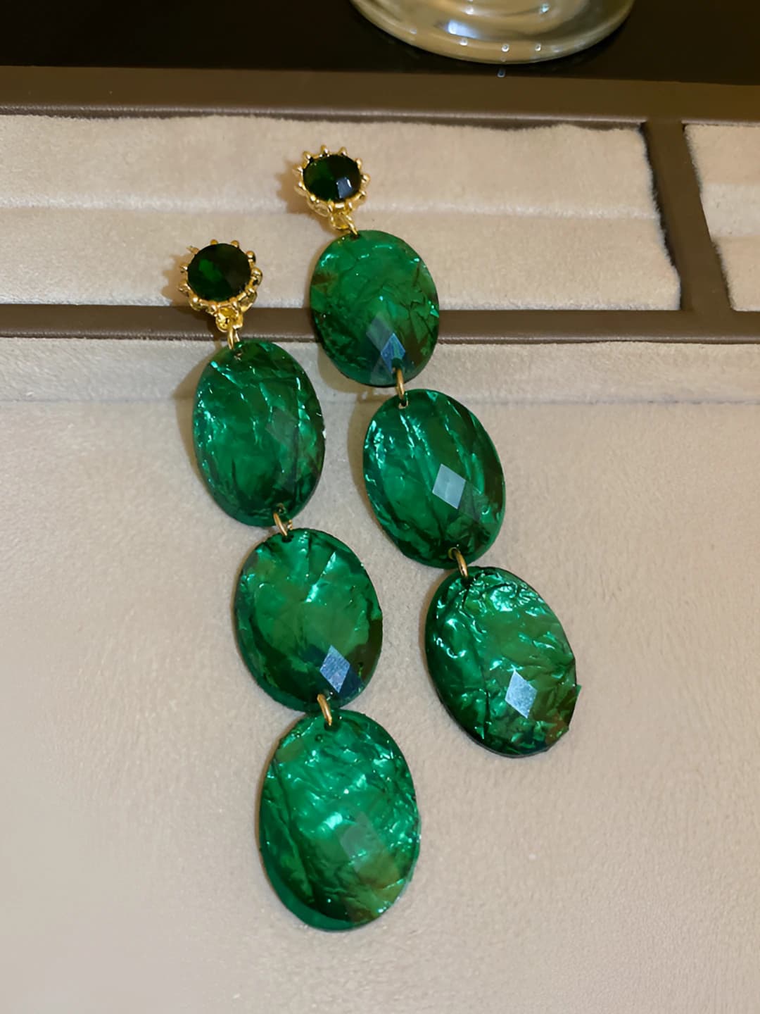 Kumush-Yashil
