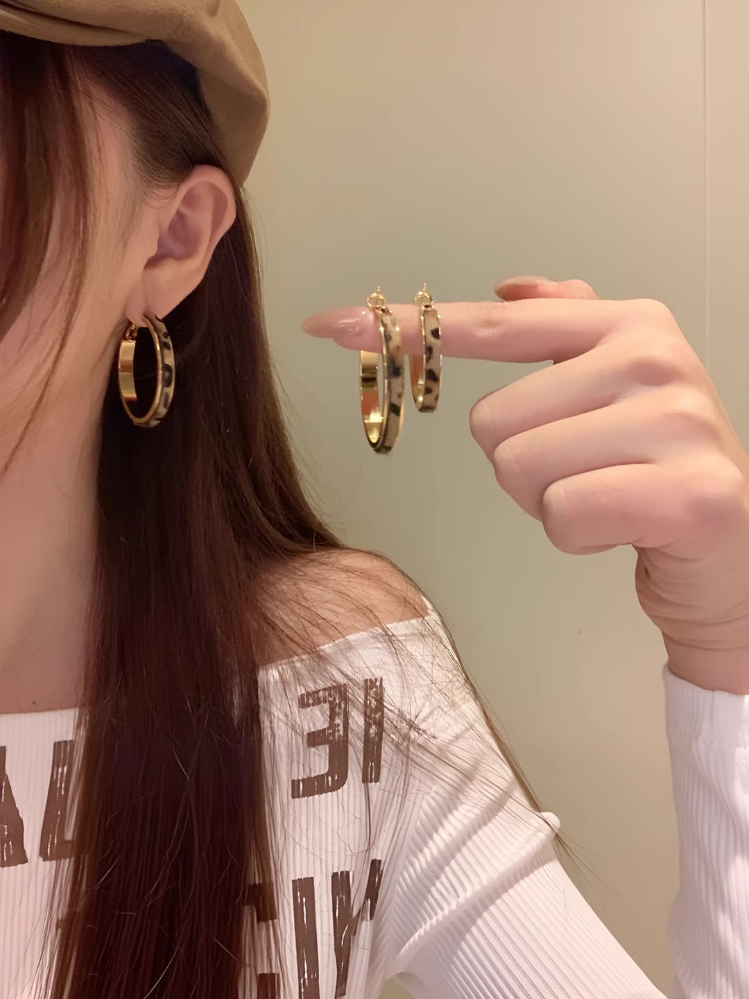 Ayollar uchun retro uslubdagi leopard naqshli zirkalar, geometrik shaklda, 925 kumush qo'shtirgichli, dizayn elementi halqa