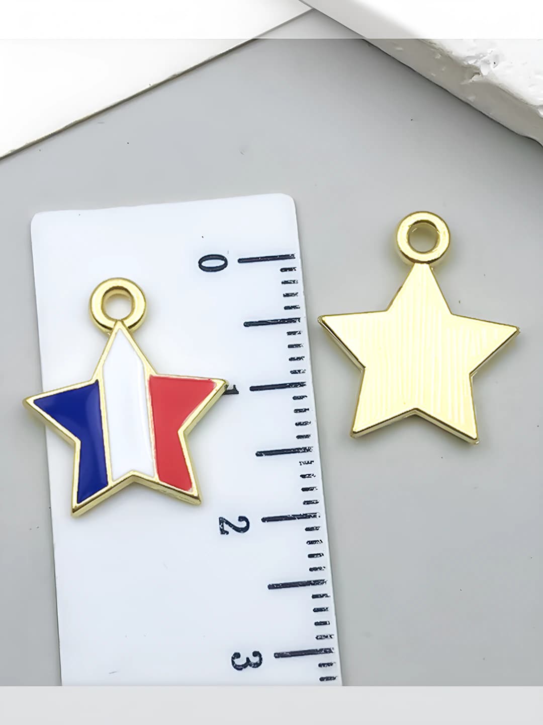 1 pc small US flag 5-point star, 14x12mm, 0.55g