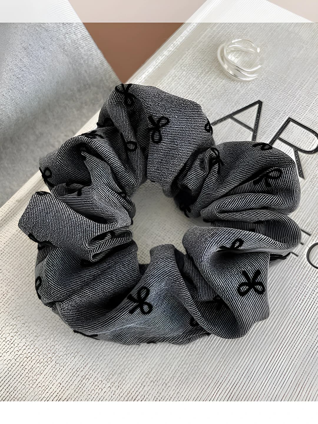 Grey bow, 12 cm