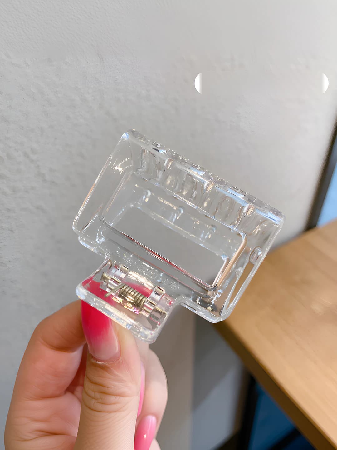 Clear white (approx. 6 cm)