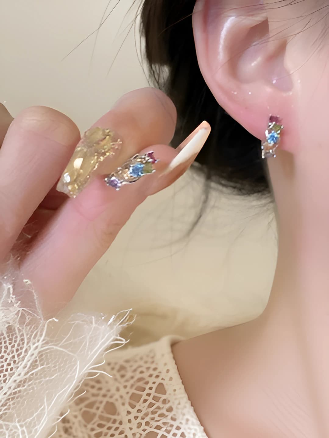 Multicolour zircon