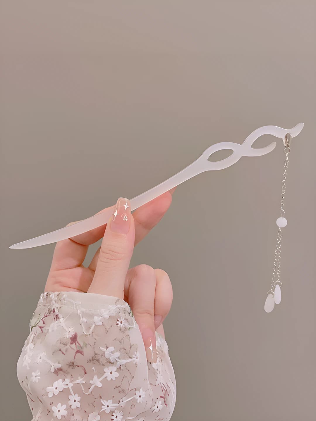 46# White long tassel