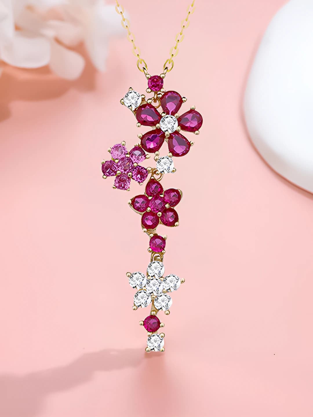 Yellow gold, red diamond necklace