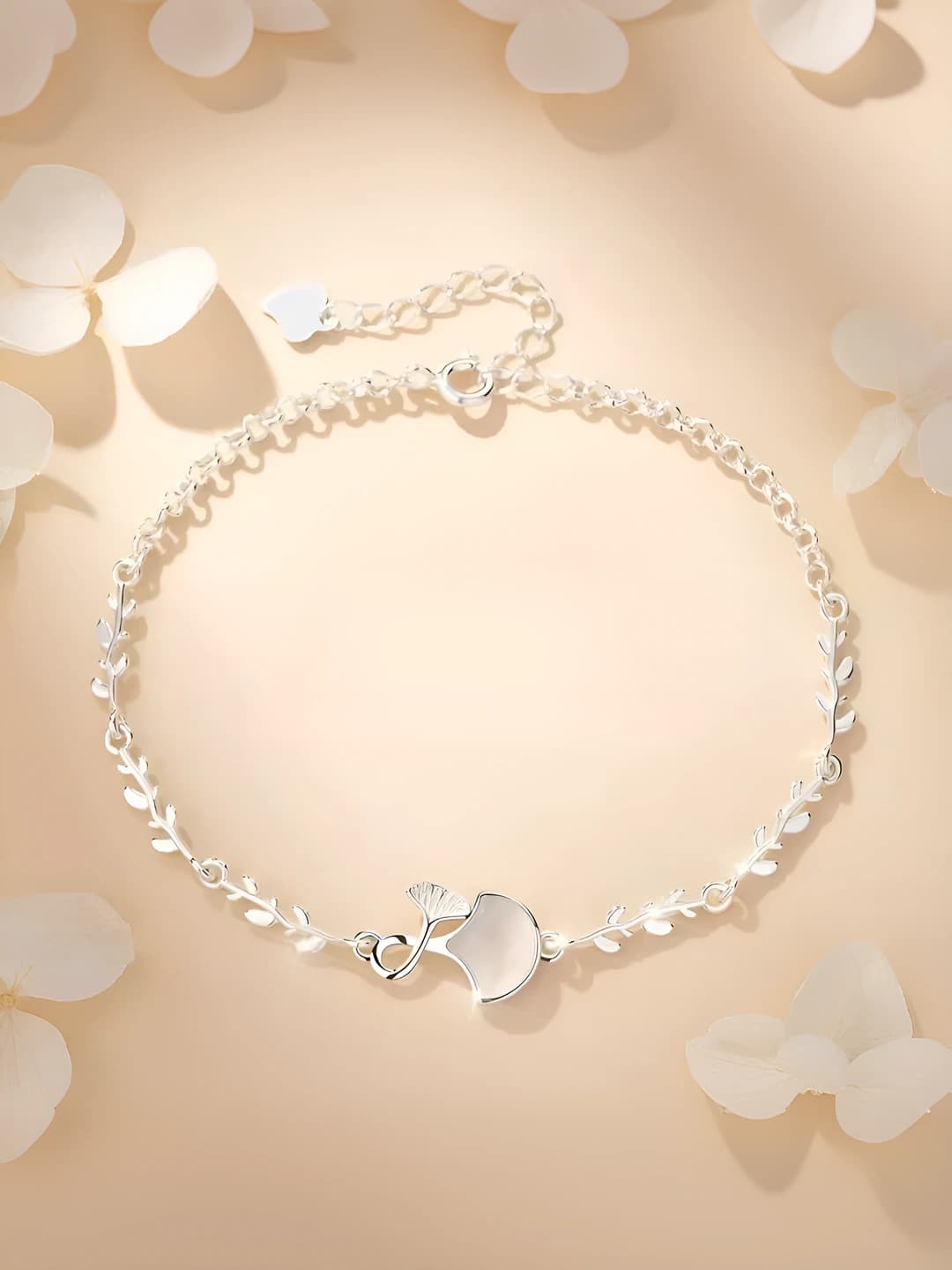Women's ins style bracelet with leaf shape and flower design