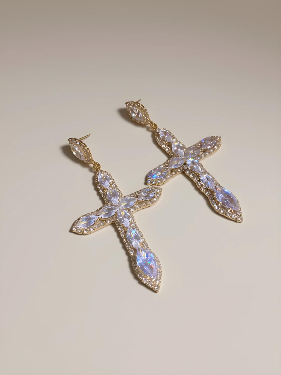 47# Silver pin - Gold