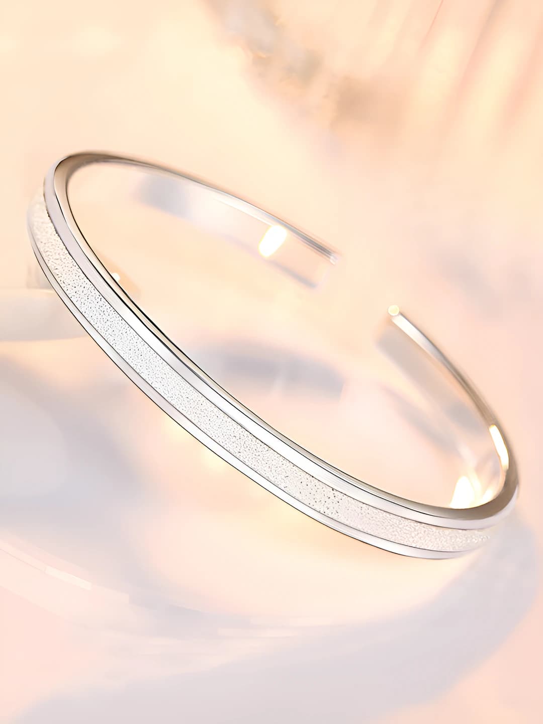 Women's matte open bangle, simple and fashionable design, Valentine's Day gift