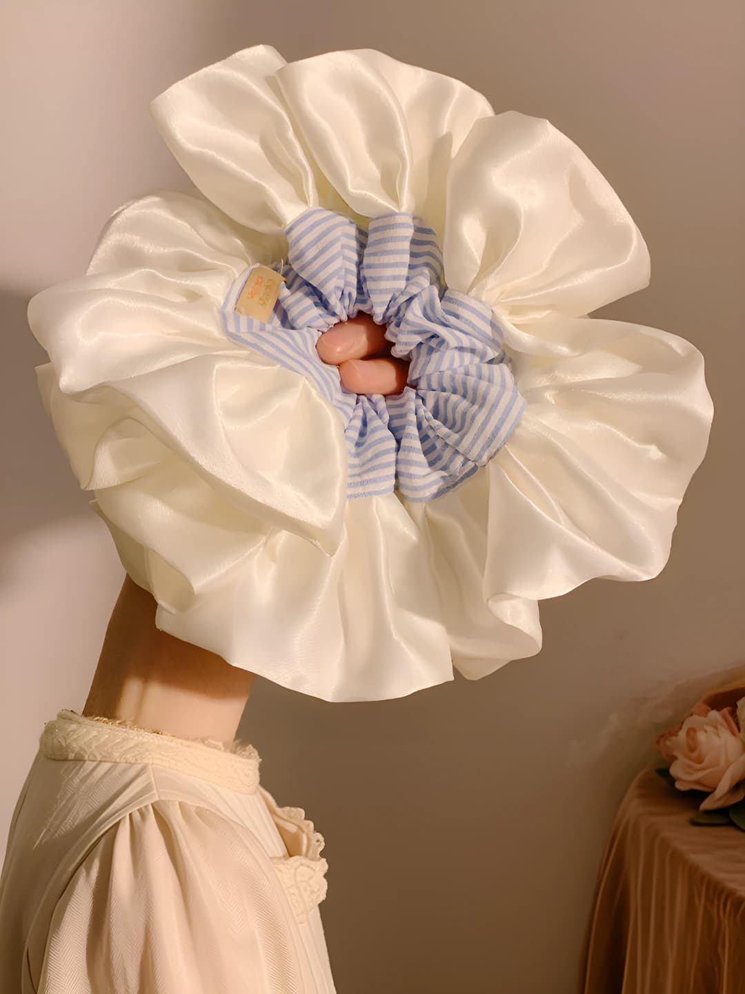 [14] Blue striped skirt hair tie approx. 20 cm