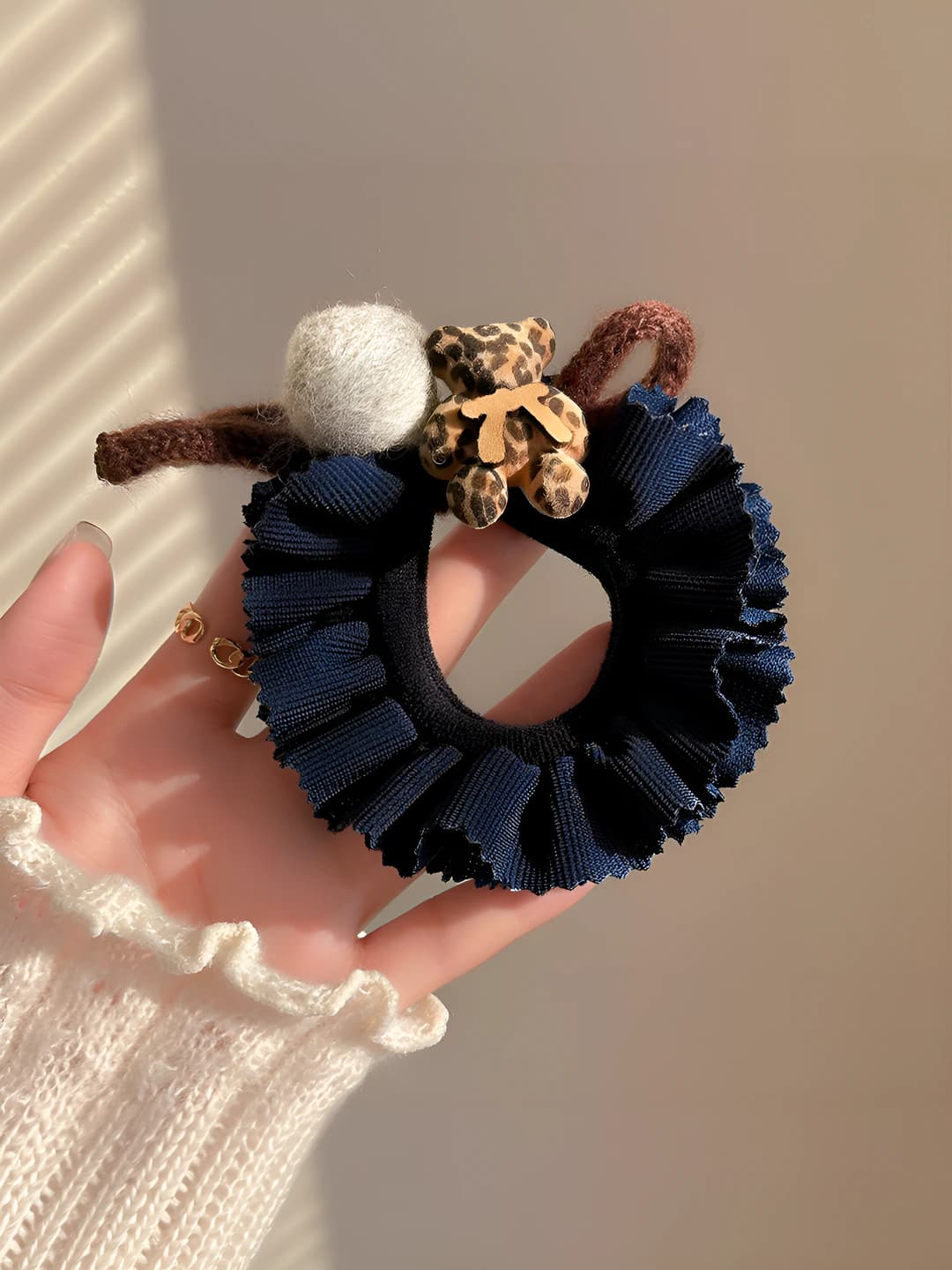 5# Navy leopard bear hair tie