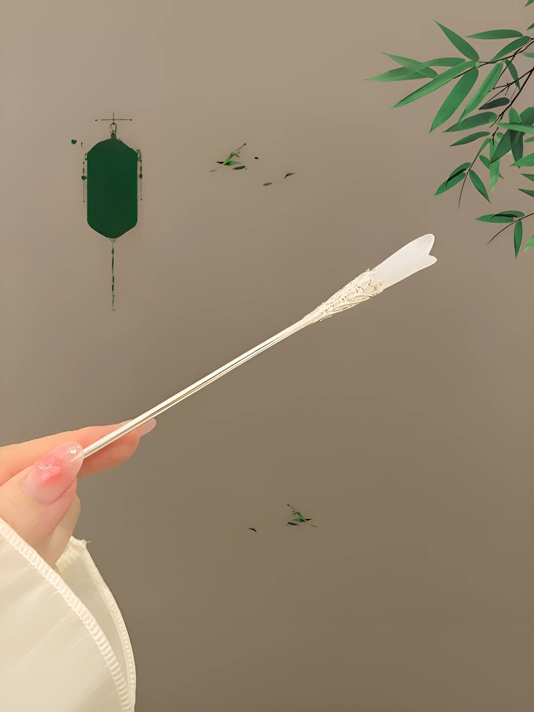 White candles 15 cm