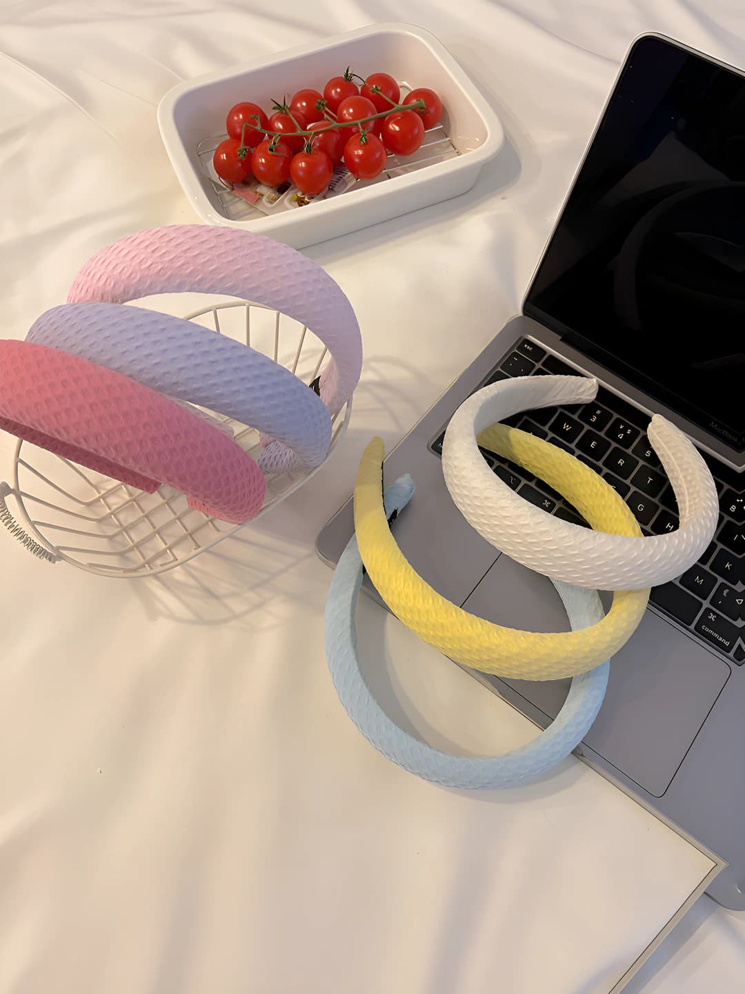 Women's wide padded sponge headband in candy colors, new 2026 style, light luxury design element