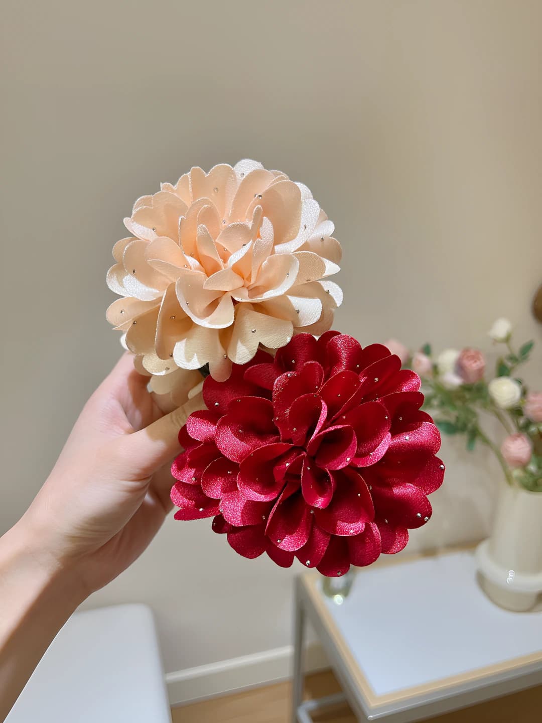Women's flower hair claw clip, retro spring-summer style