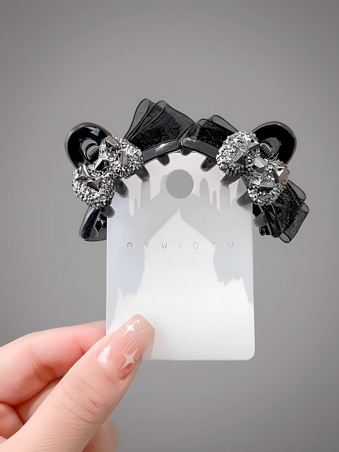 18# rhinestone bow on mesh