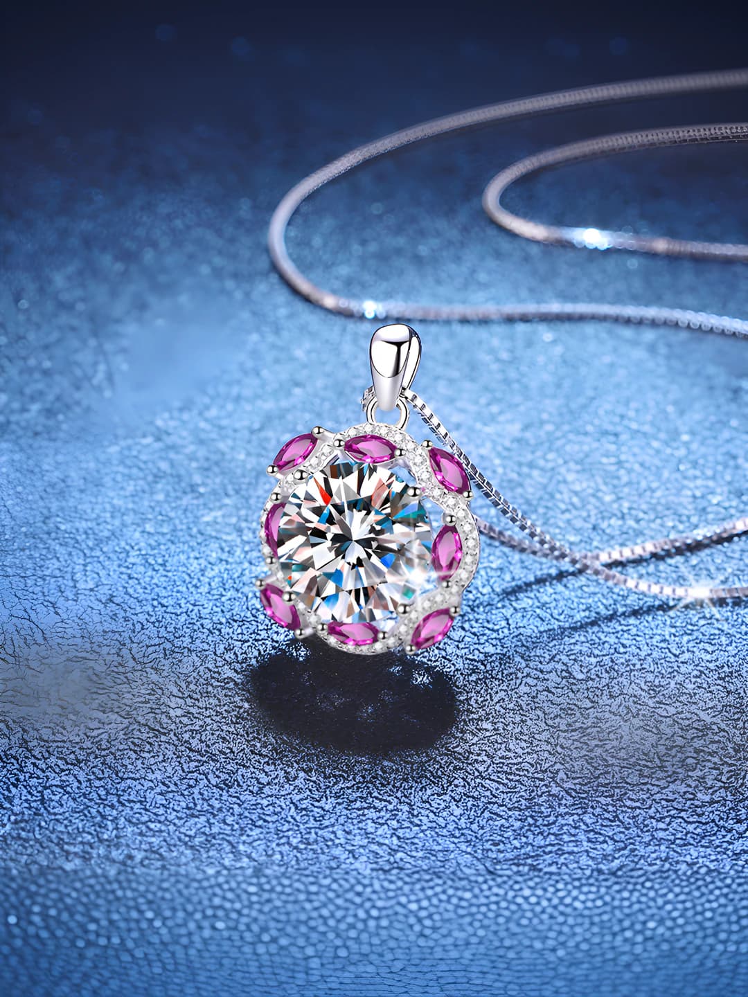 Qizil + Moissanit 5 ct + Box chain