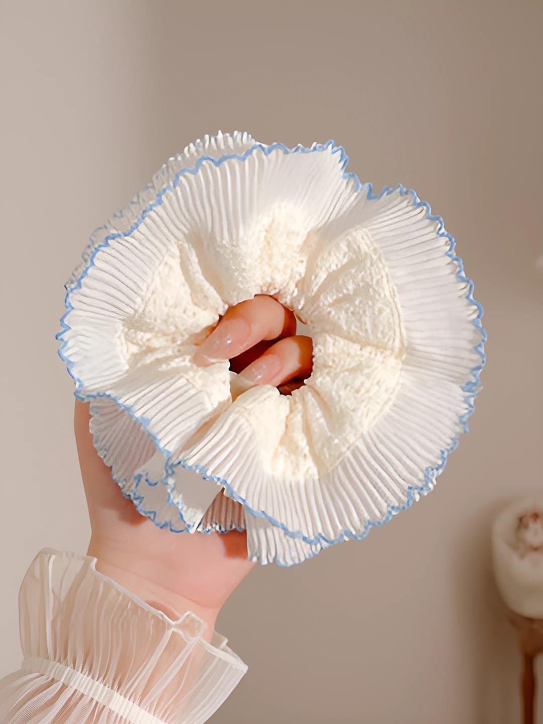 2# Double layer blue floral lace edge - 16 cm