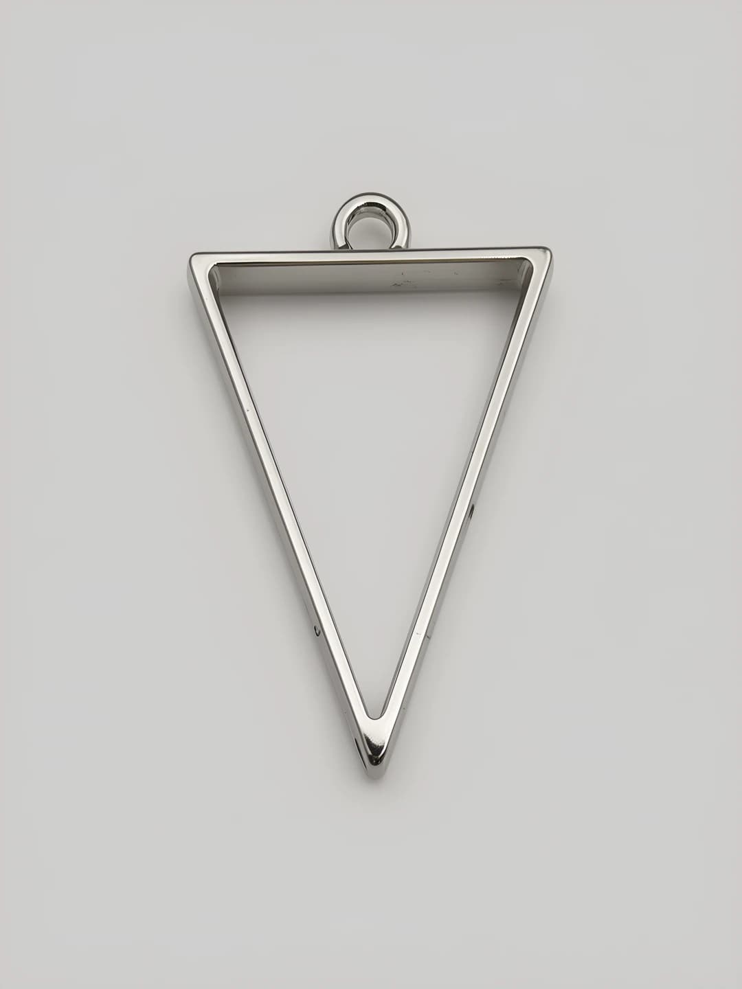 1 шт белое K треугольник 25x39mm-10480