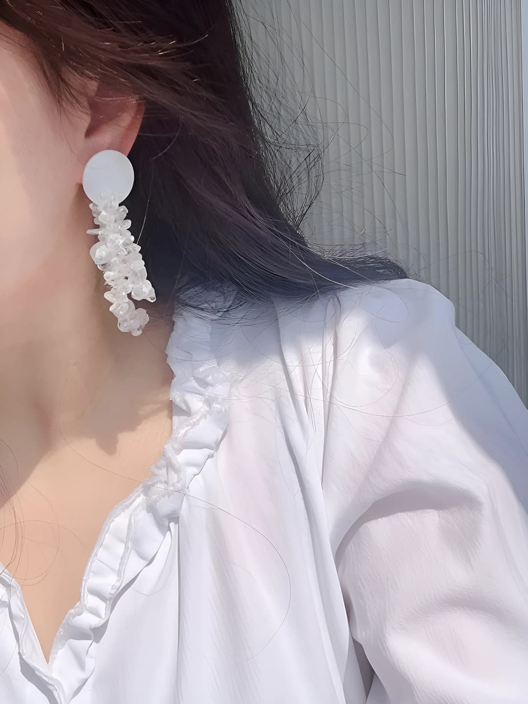White shell fringe studs