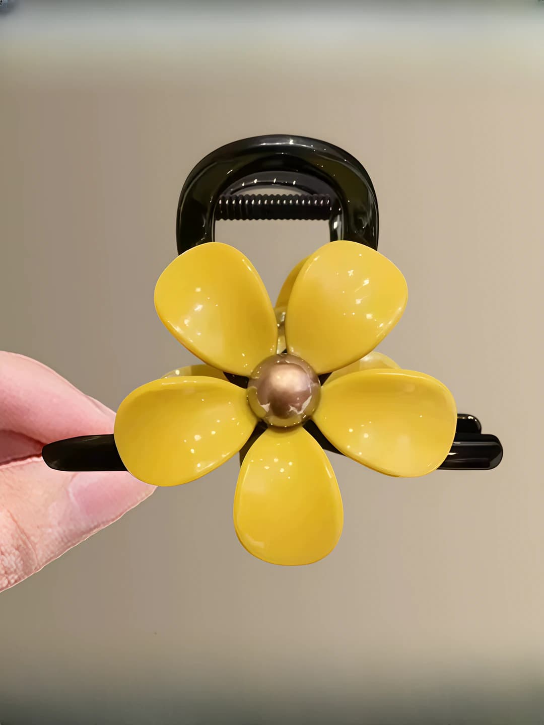 5# Chocolate brown [Medium] flower ball clip ~8 cm