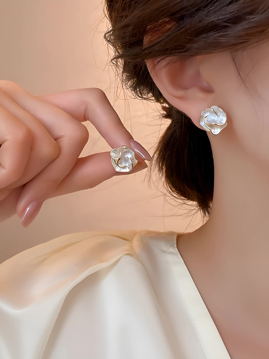 4# Ruffled camellia earrings