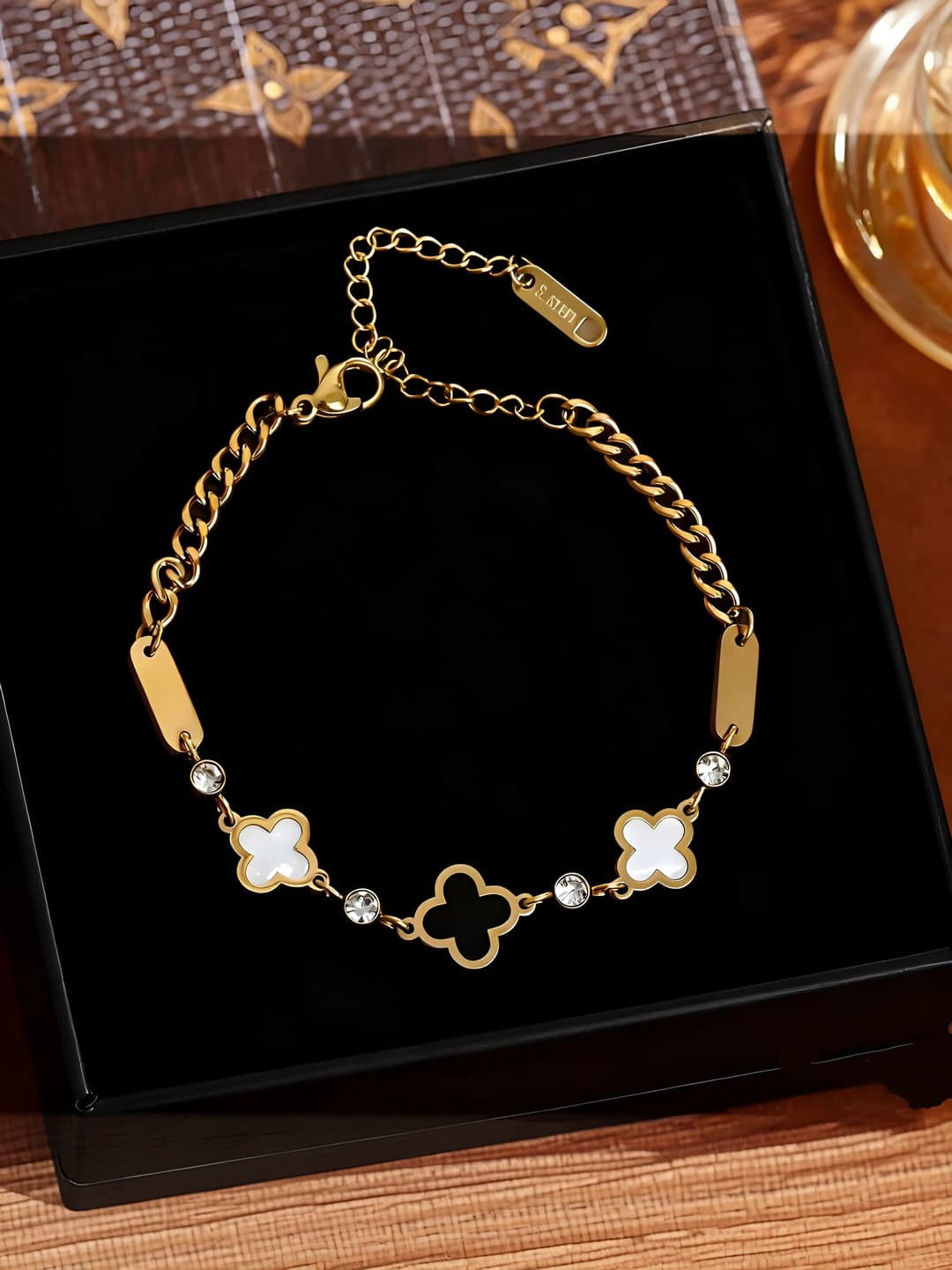 5573 four-leaf clover bracelet-gold