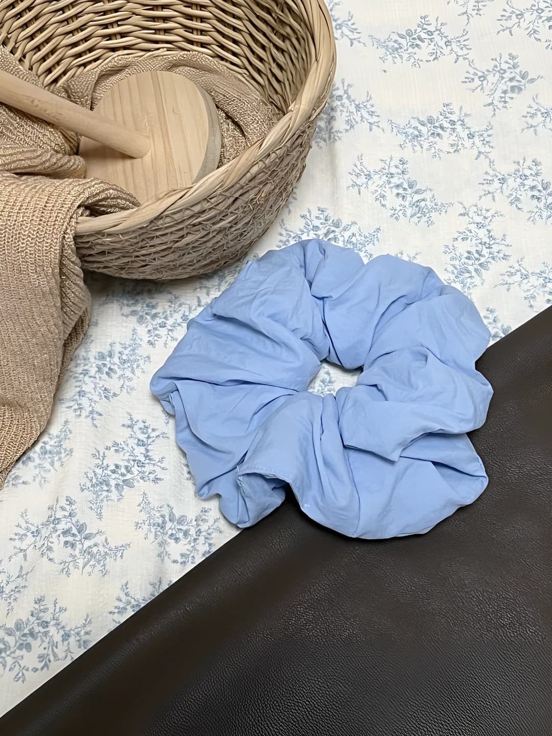Fluffy milky blue - 18 cm
