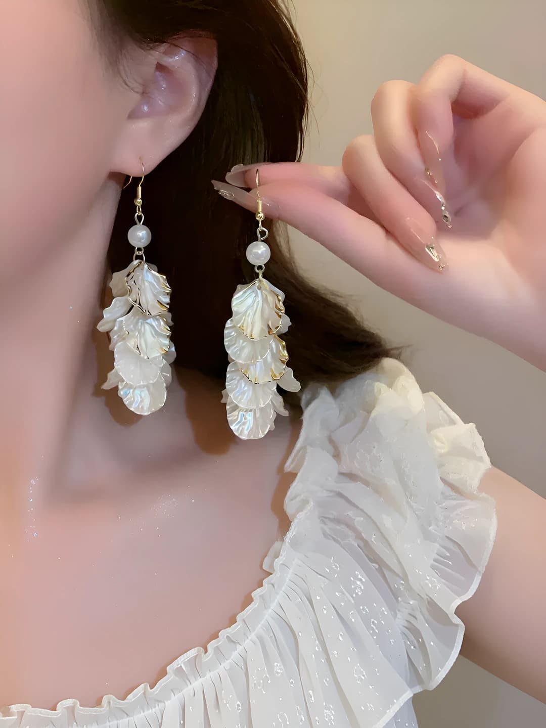 1# Shell flower faux pearl tassel studs