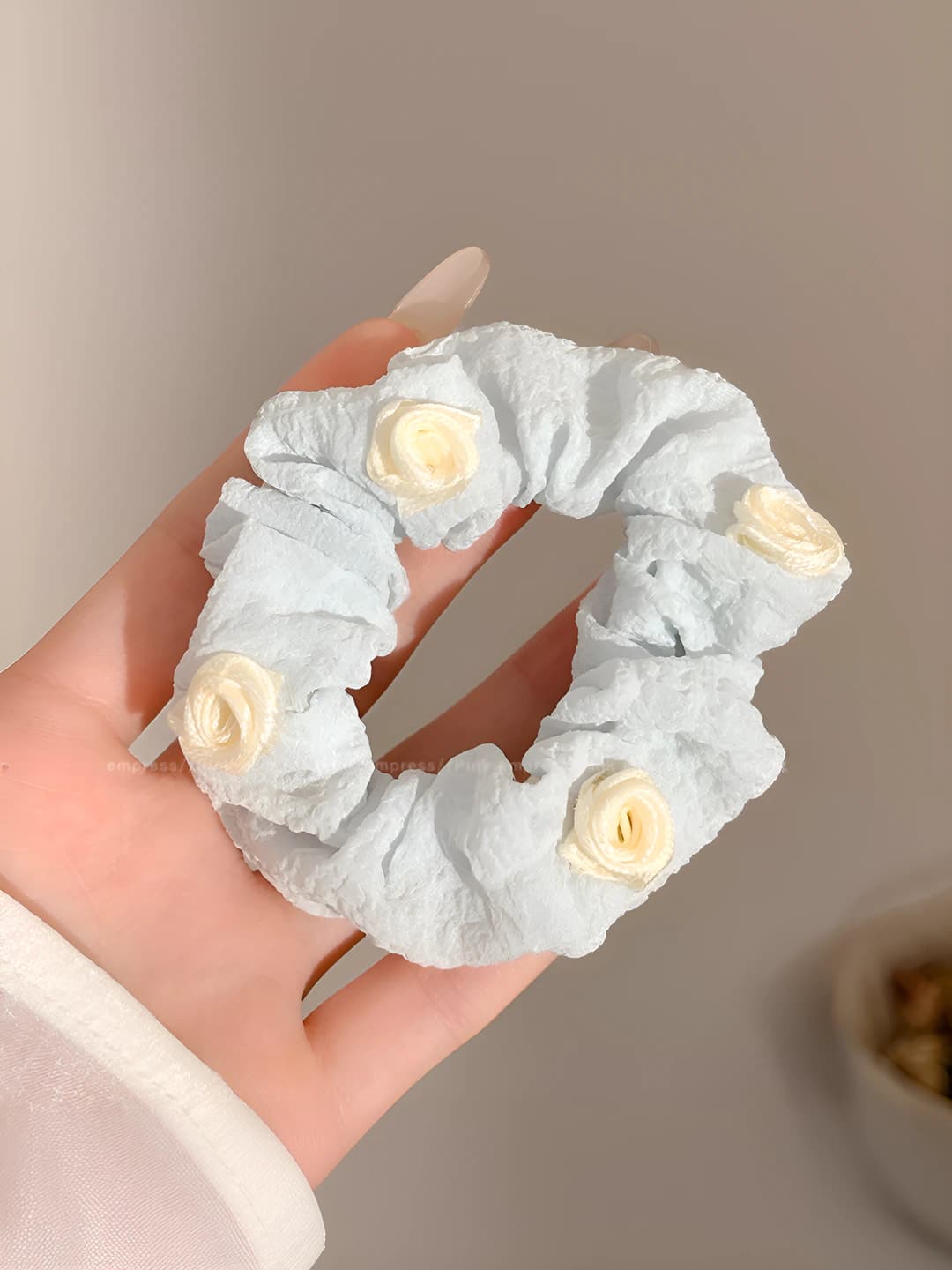 Blue, rose, 8 cm