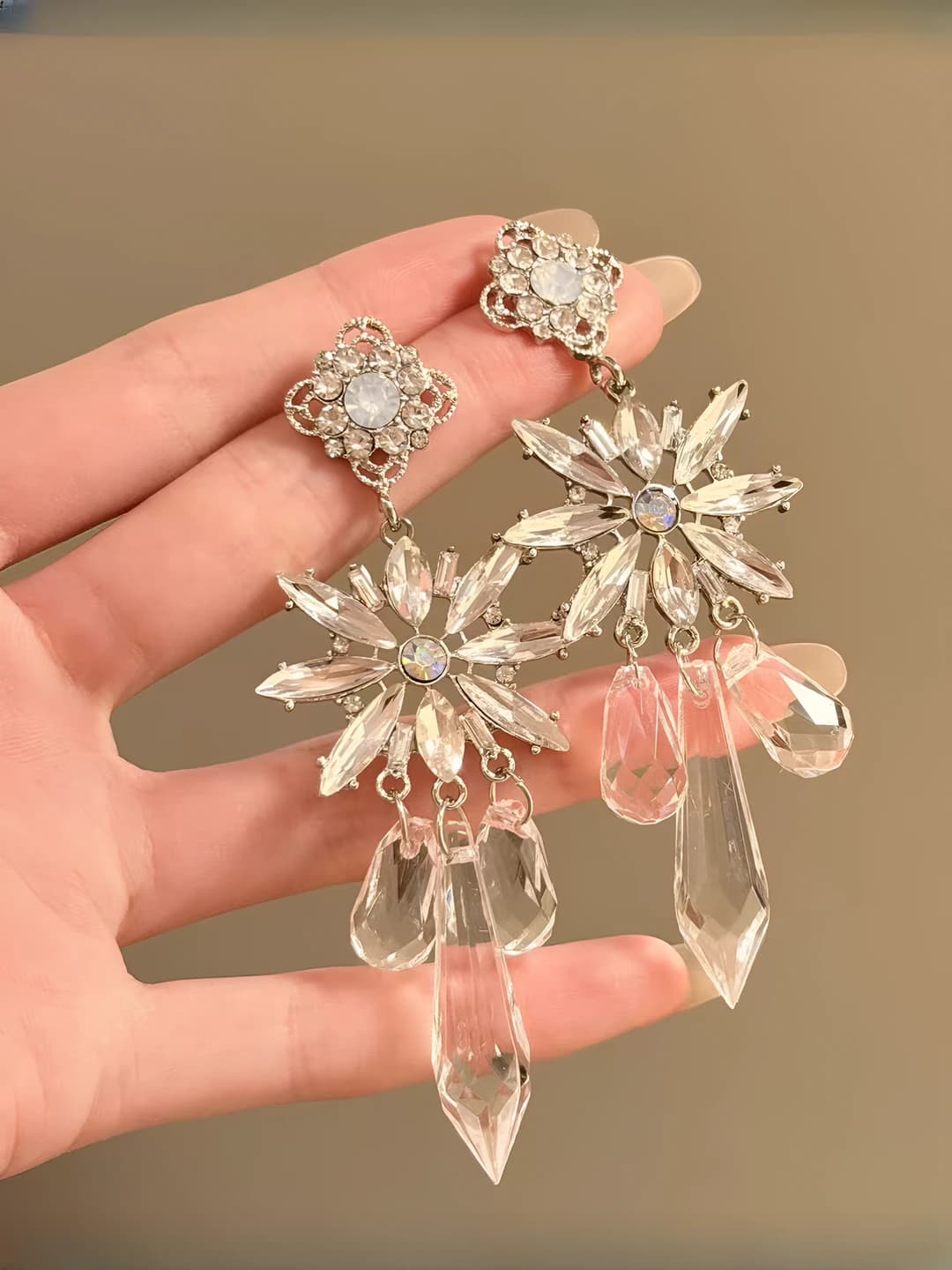 Vintage crystal flower earrings