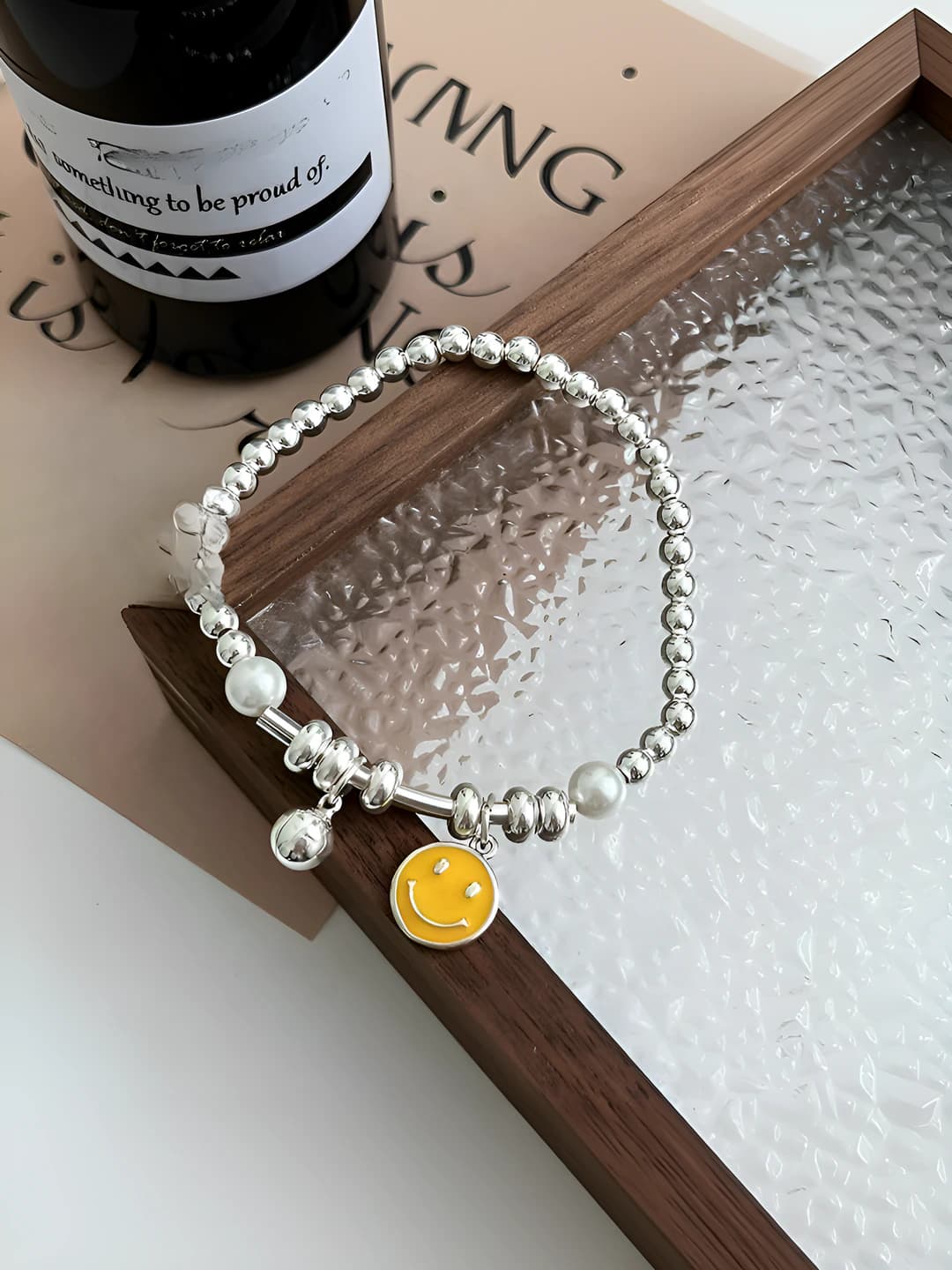 Yellow smiley face 0175