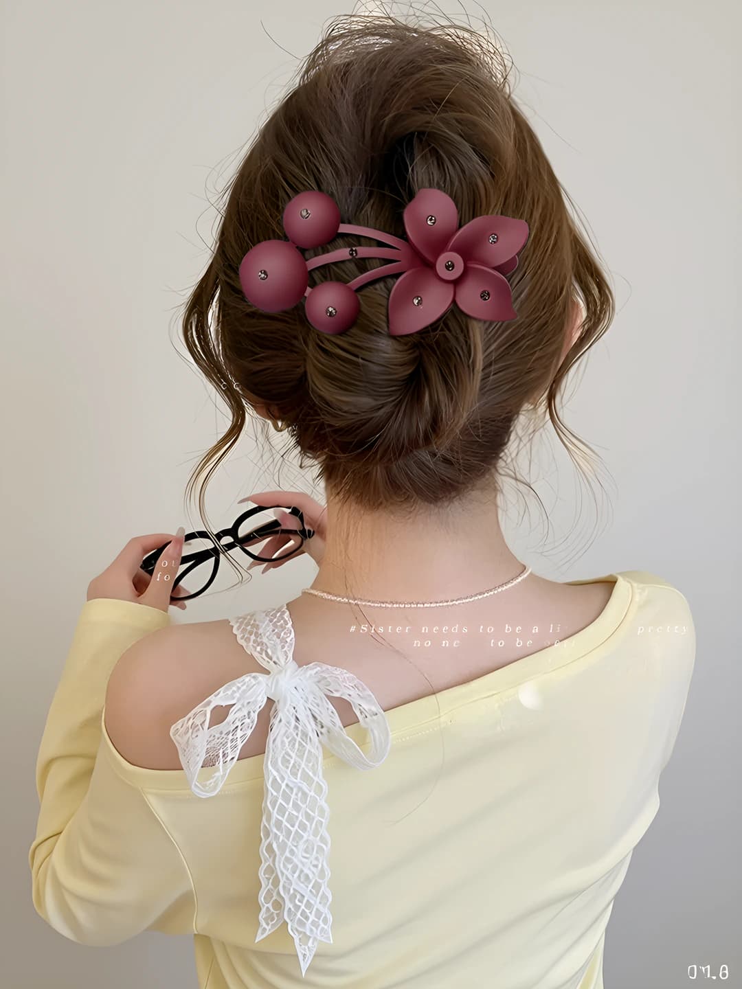 Pink floral clip ~11 cm