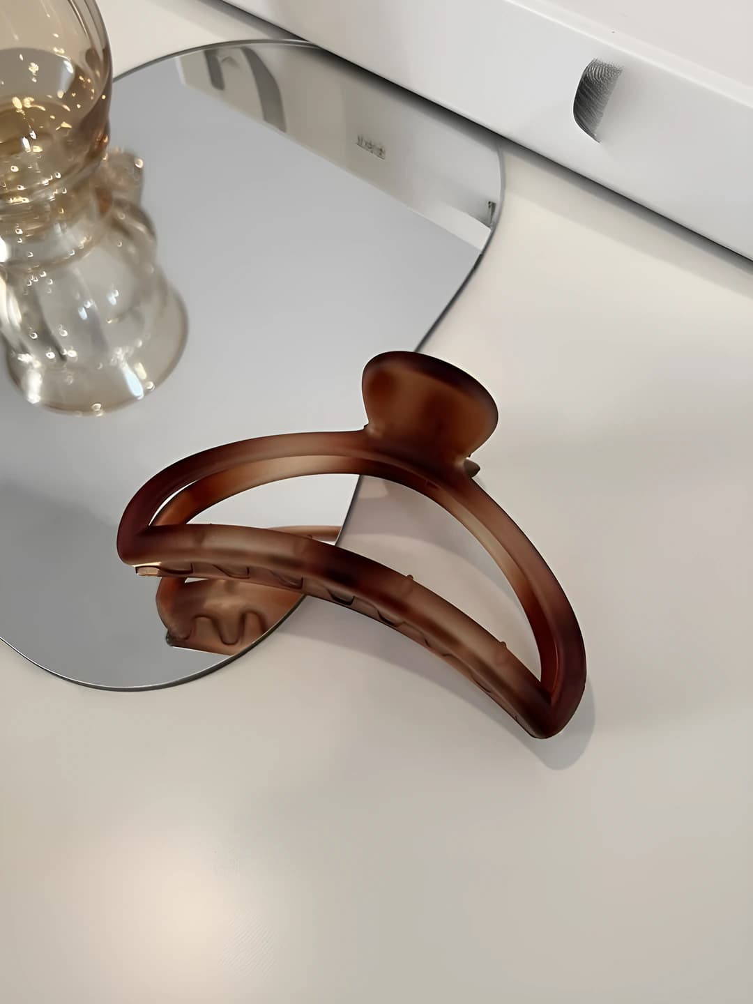 Tortoise curved clip [9 cm]