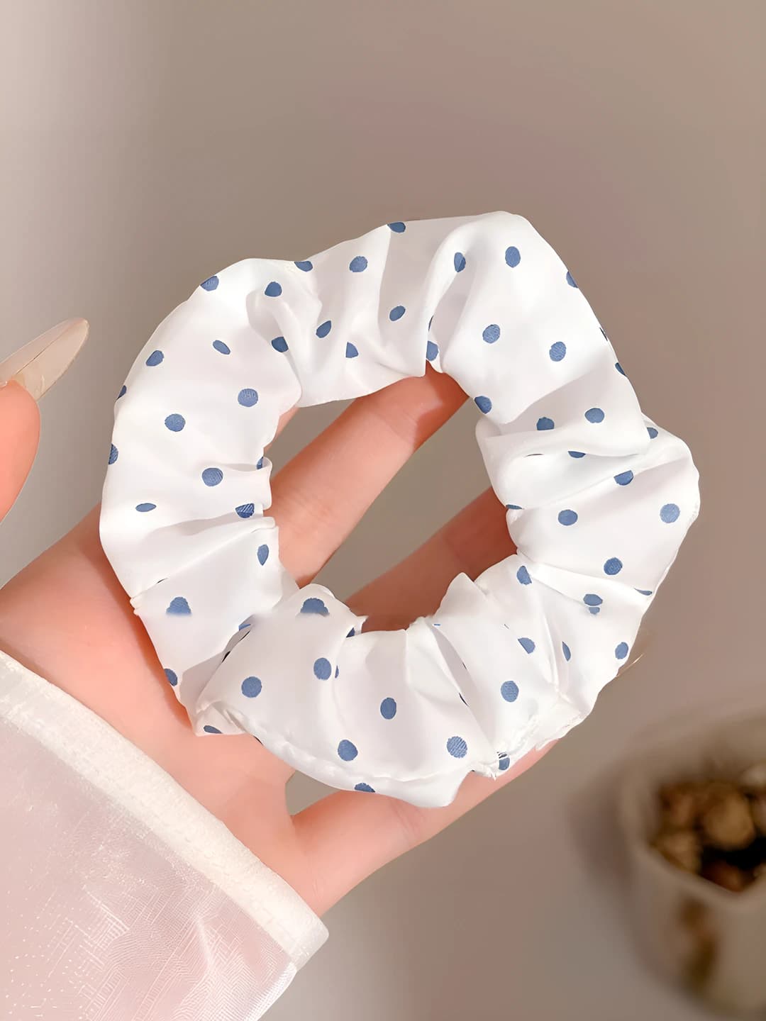 4# Белый с синими точками 9cm