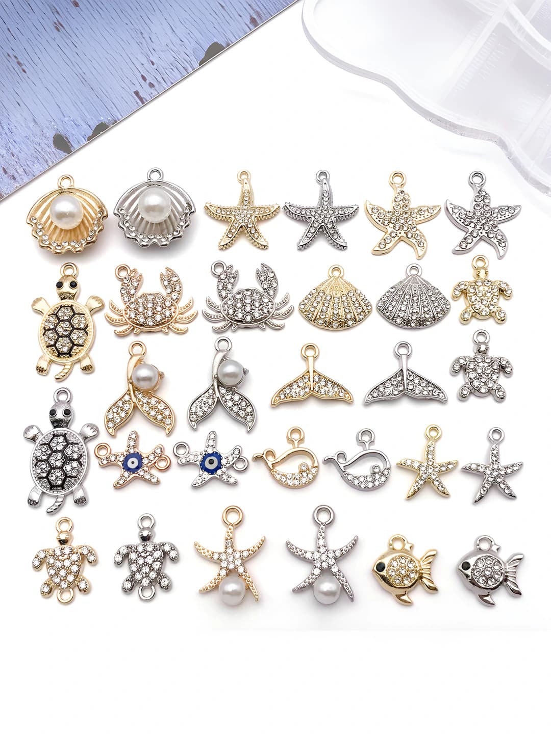 Women's DIY alloy ocean-themed rhinestone charms: seahorse, turtle, starfish, shells