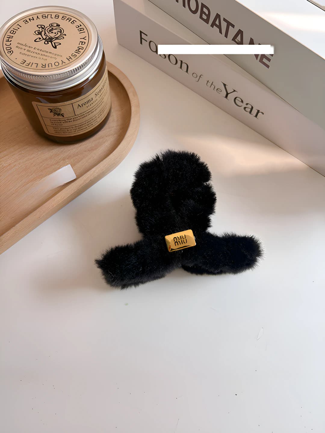 Black fur gold logo