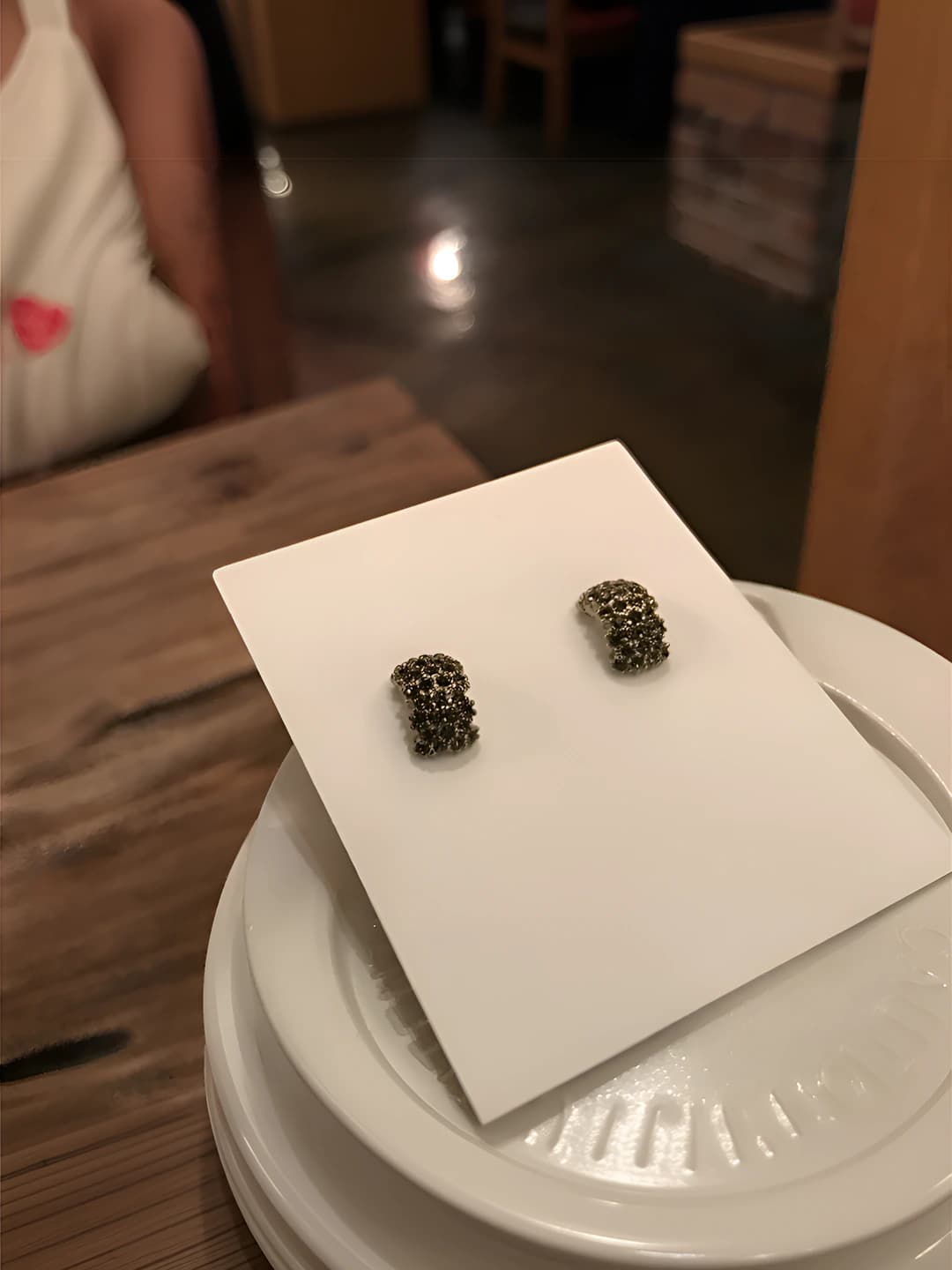 Black zircon earrings