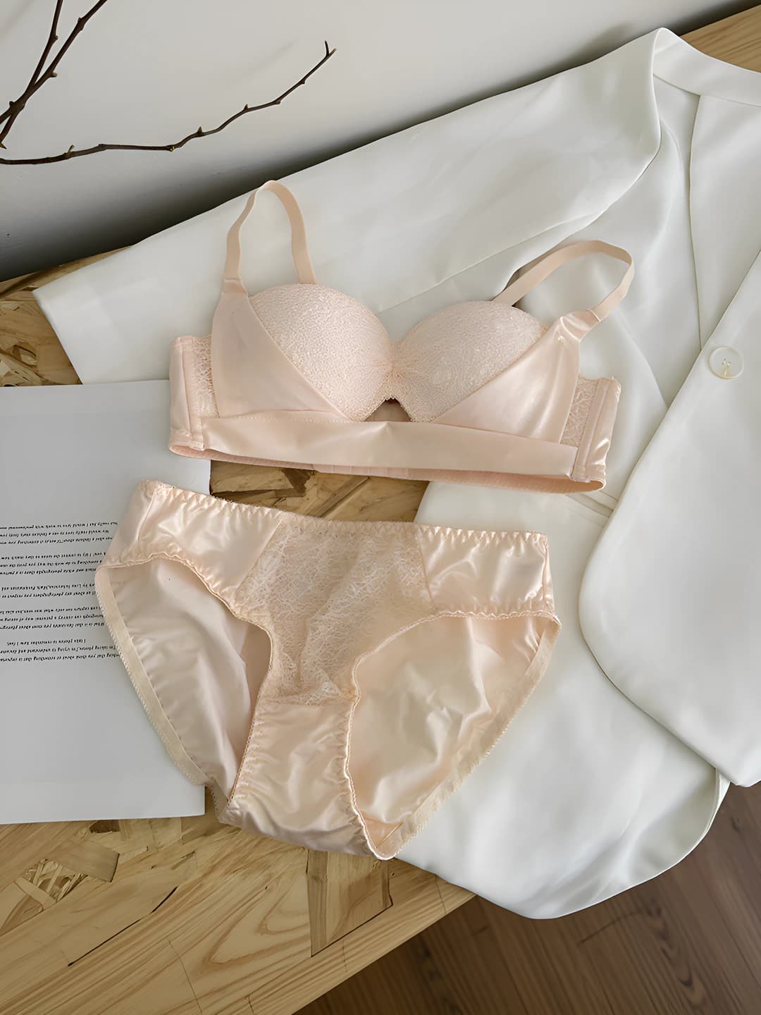 Nude, set