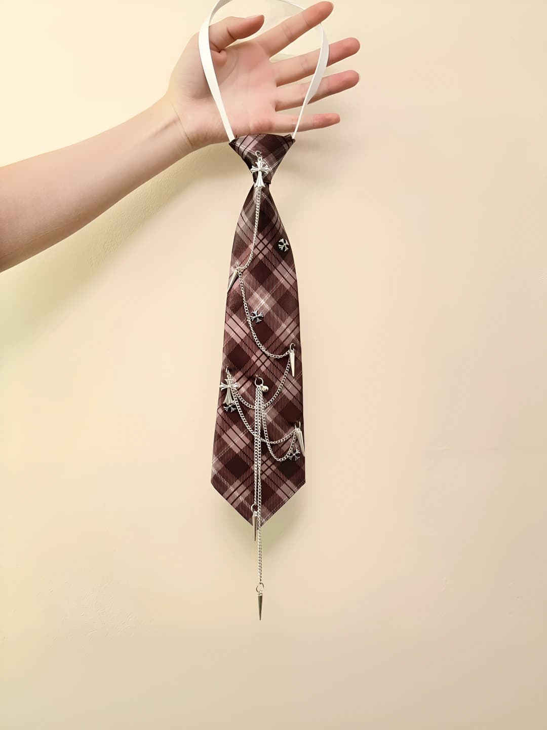 Plaid cross chain tie