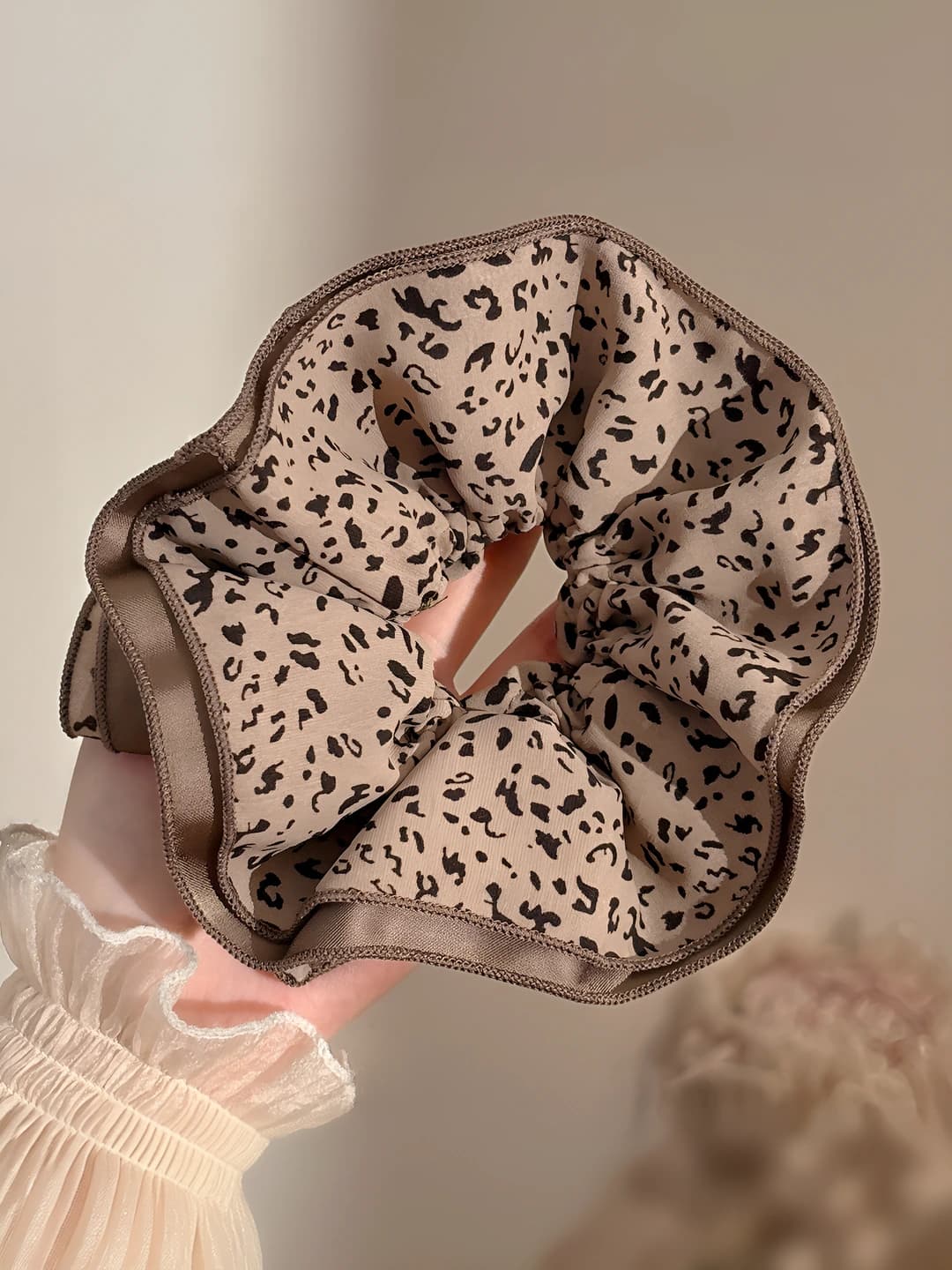 Light leopard ~15 cm