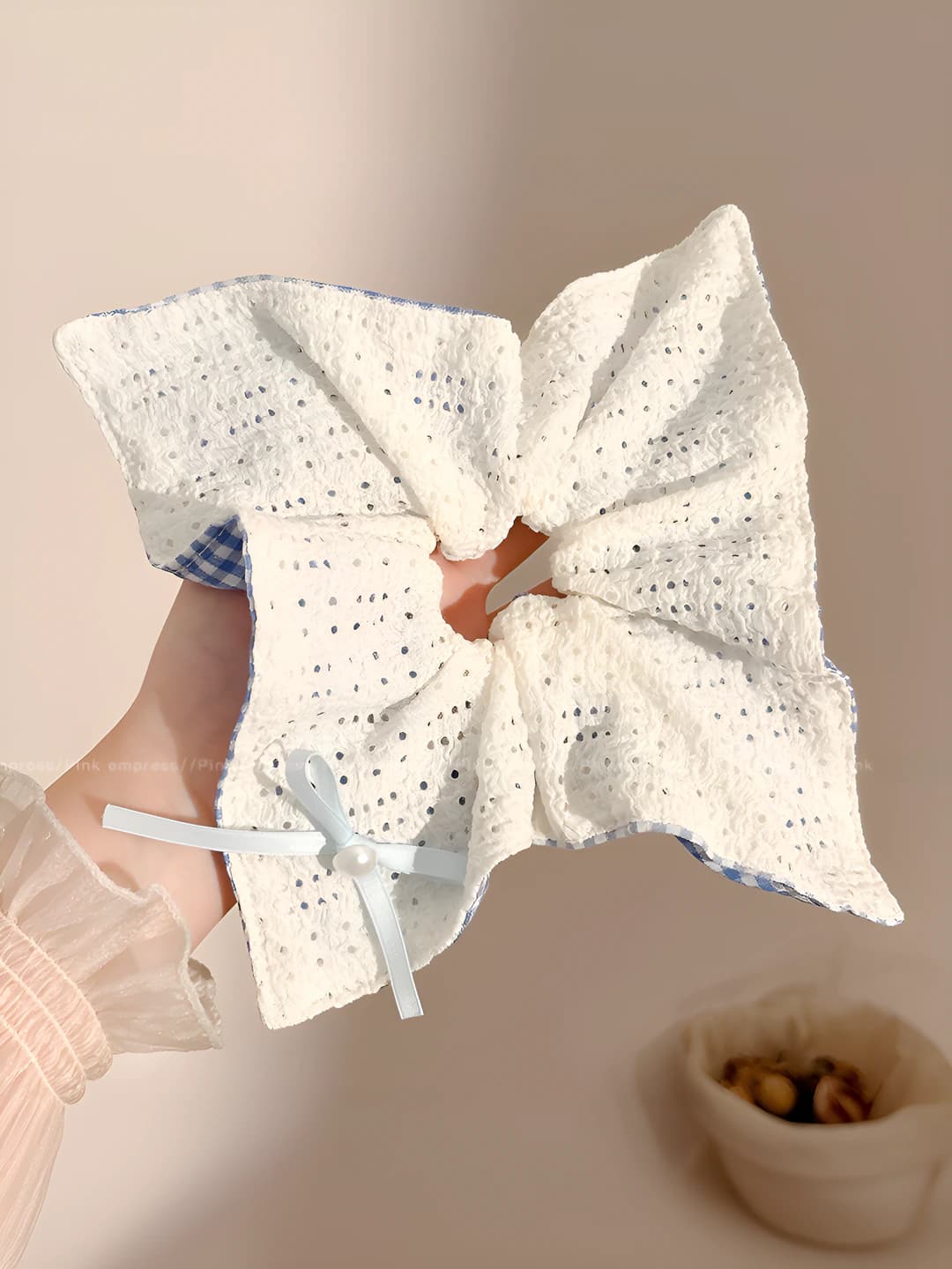 1# Blue plaid lace double-sided-square 24 cm