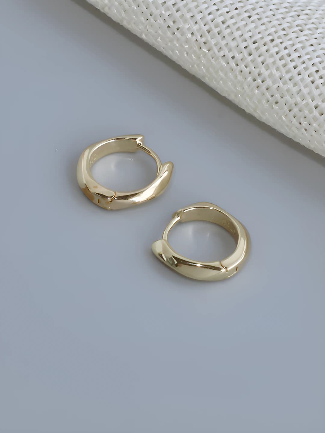 Gold rings 1 pair