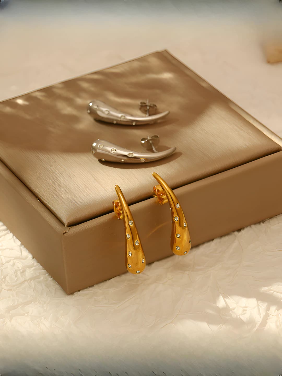 Women's 18k gold plated titanium steel stud earrings with diamonds, teardrop shape